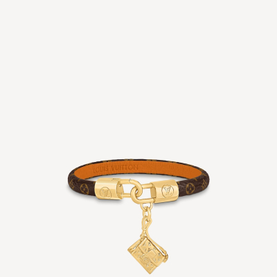 145.5 LOUIS VUITTON DAUPHINE CHARM BRACELET 1